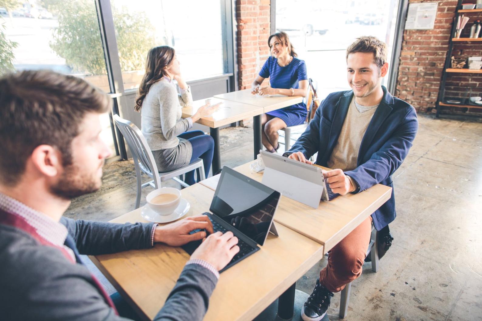 Uzaktan öğrenme ortamında aile yatırım stratejilerini uygulayan katılımcı